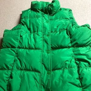 Ladies puffer vest